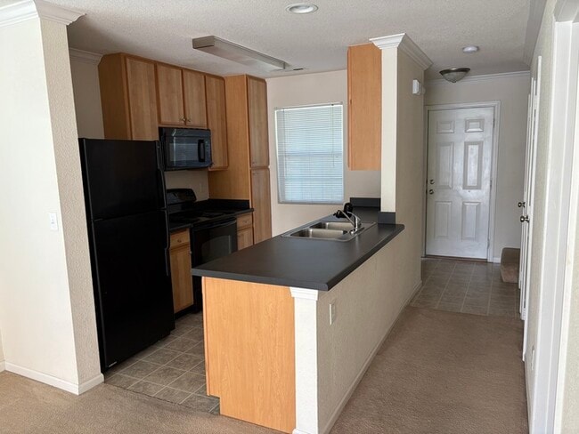 Building Photo - 845 Woodside Creek Dr
