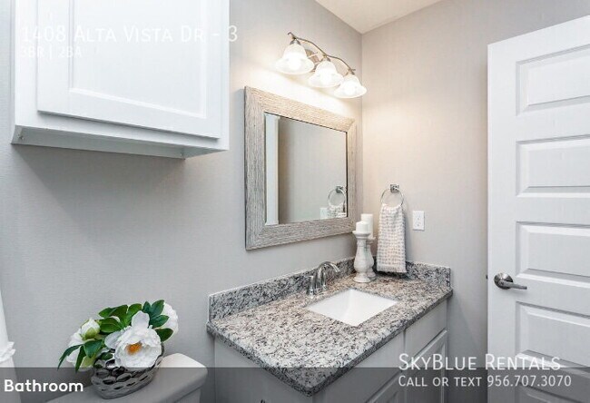 Foto del edificio - 1408 Alta Vista Dr