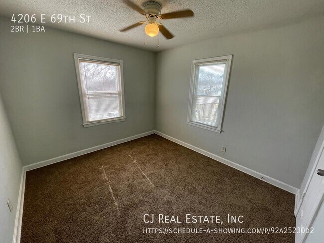 Building Photo - 4206 E 69th St