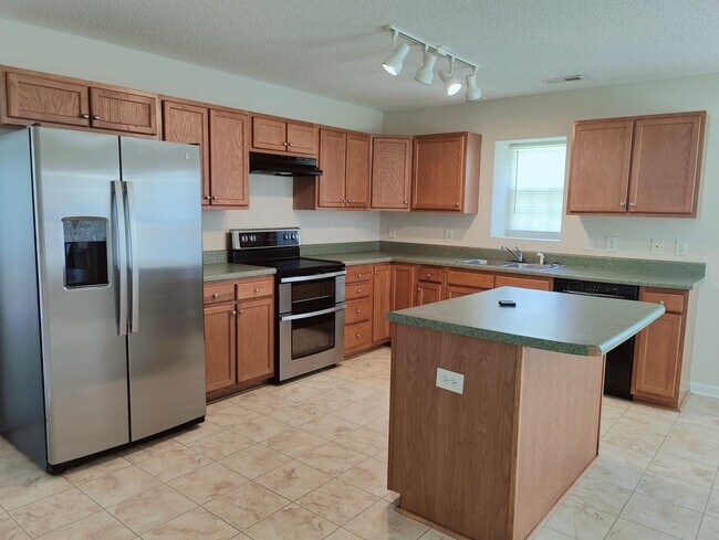Building Photo - 4913 Lighthouse Ct