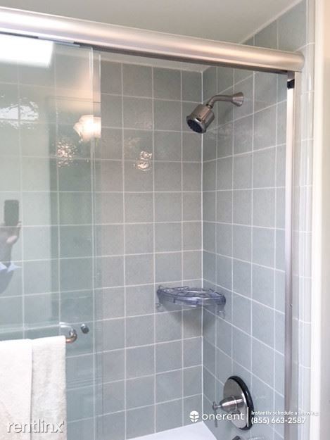 Foto del edificio - 4 br, 3 bath House - 805 Covington Rd -
