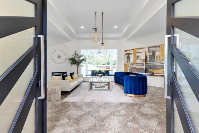Foto del edificio - 35 Summerwalk Pl