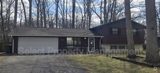 Building Photo - 7001 Blake Dr