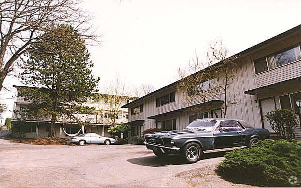 Foto principal - Canyon Crest Apartments