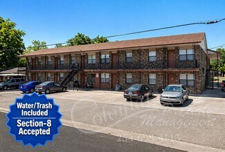Building Photo - 102 E Avenue A