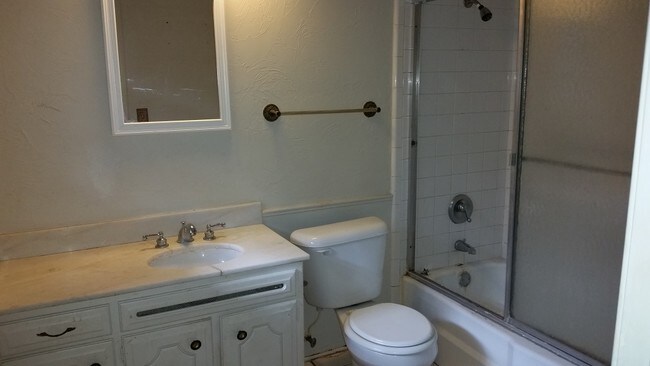 Foto del edificio - 6334 N Villa Ave