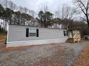 Building Photo - 120 Chickasaw St