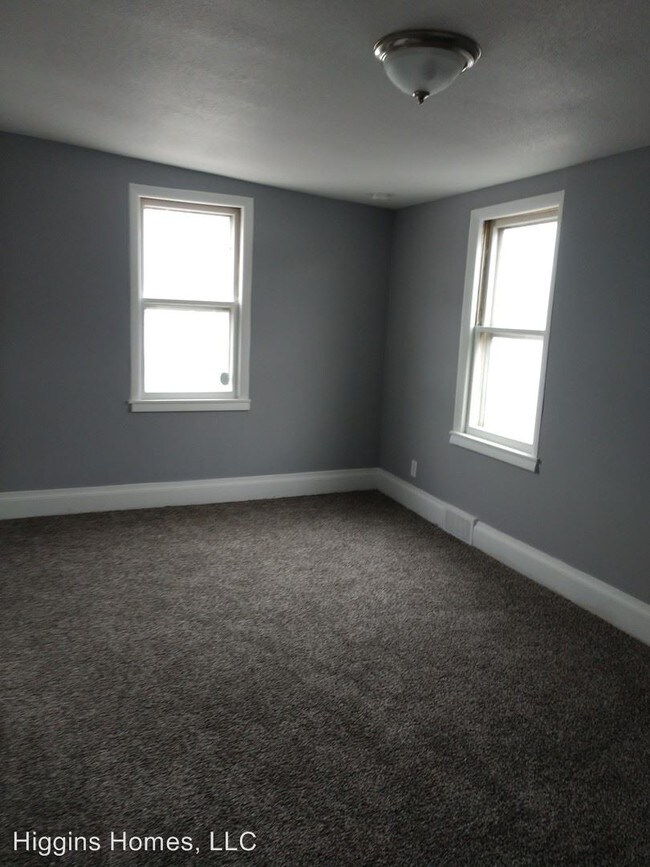Building Photo - 2 br, 1 bath Apartment - 513 4th St.