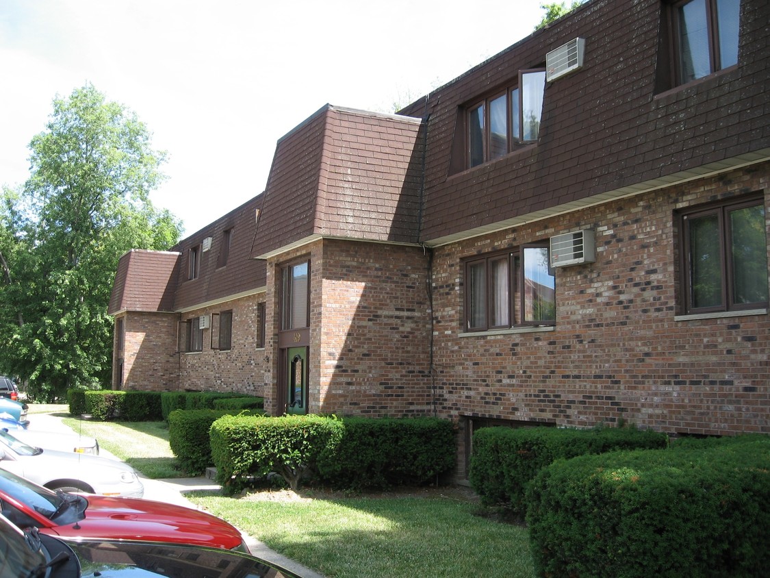 Primary Photo - Garden Park Apartments