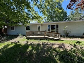Building Photo - 4690 E Herrick Rd