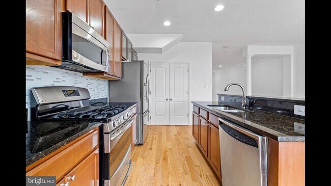 Foto del edificio - 12710 Horseshoe Bend Cir