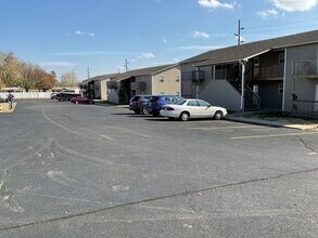 Building Photo - 4557 E Zora St