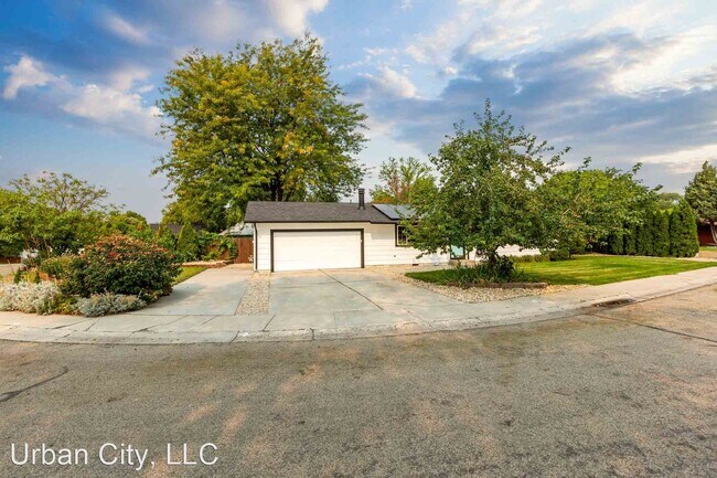 Foto del edificio - 3 br, 1 bath House - 1125 Wild Phlox