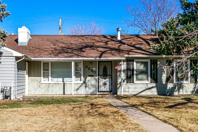 Photo - 3260 S Bellaire St House