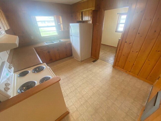 Foto del edificio - 404 Vosswood Dr