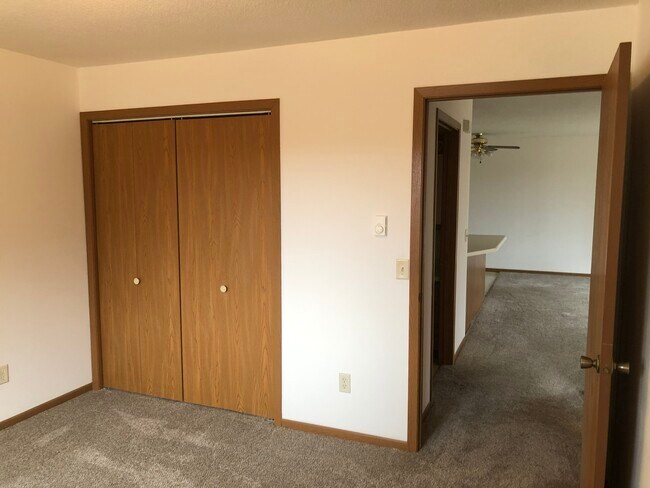 Foto del edificio - 2325 Frank St