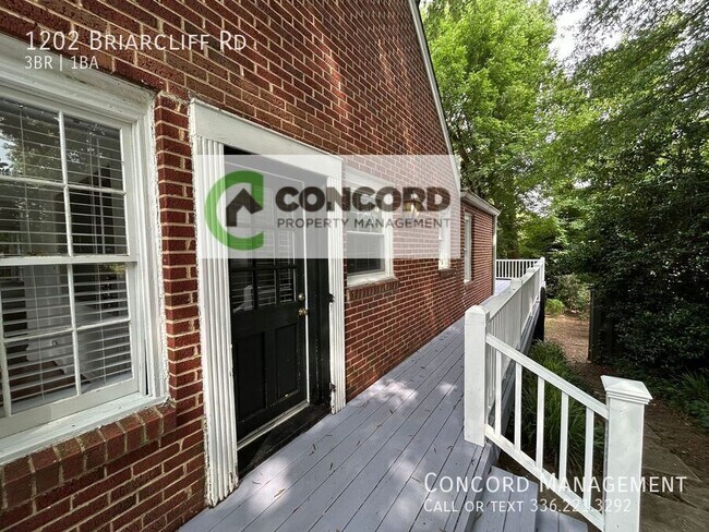 Foto del edificio - 1202 Briarcliff Rd