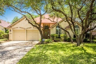 Building Photo - 3605 Bayton Dr