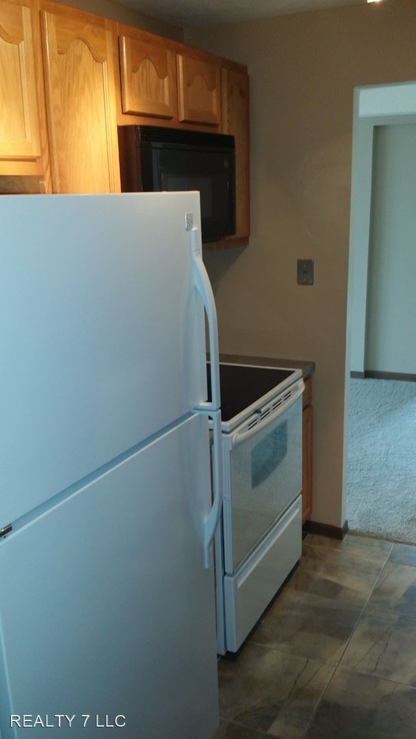 Foto del edificio - 1667 Cedarwood Dr