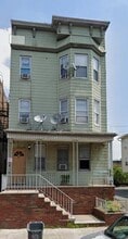 Building Photo - 67 Andrew St