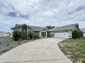 Building Photo - 6153 Mountain Way Ave