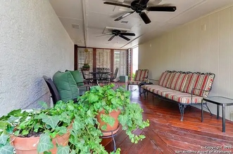 Building Photo - 5801 Archwood Dr