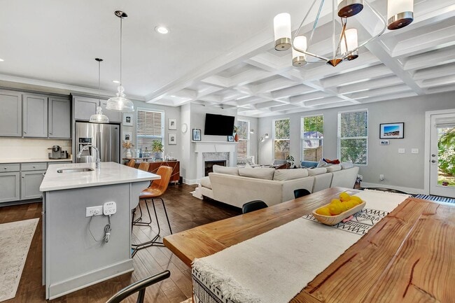 Building Photo - 1802A Tammany Dr