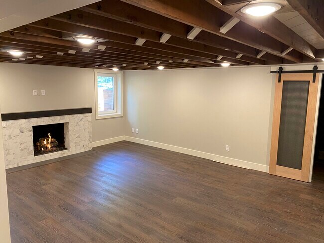 Sala de estar - 1441 W Mountain Ave