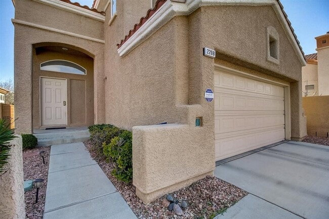 Foto del edificio - Beautiful 3 Bedroom, 2 Story Home in the Heart of Summerlin!