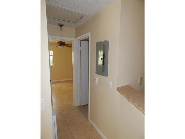 Building Photo - 3600 N 56th Ave