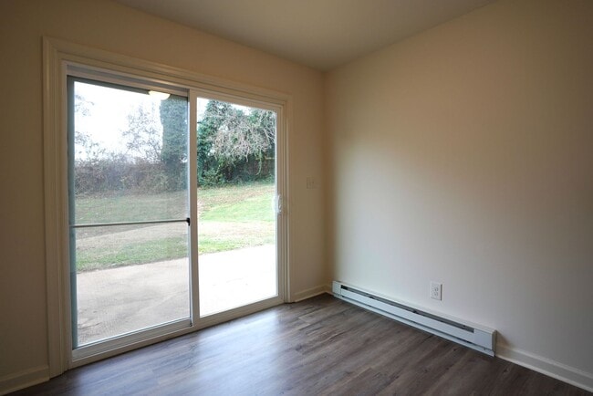 Building Photo - 108 Welk Place