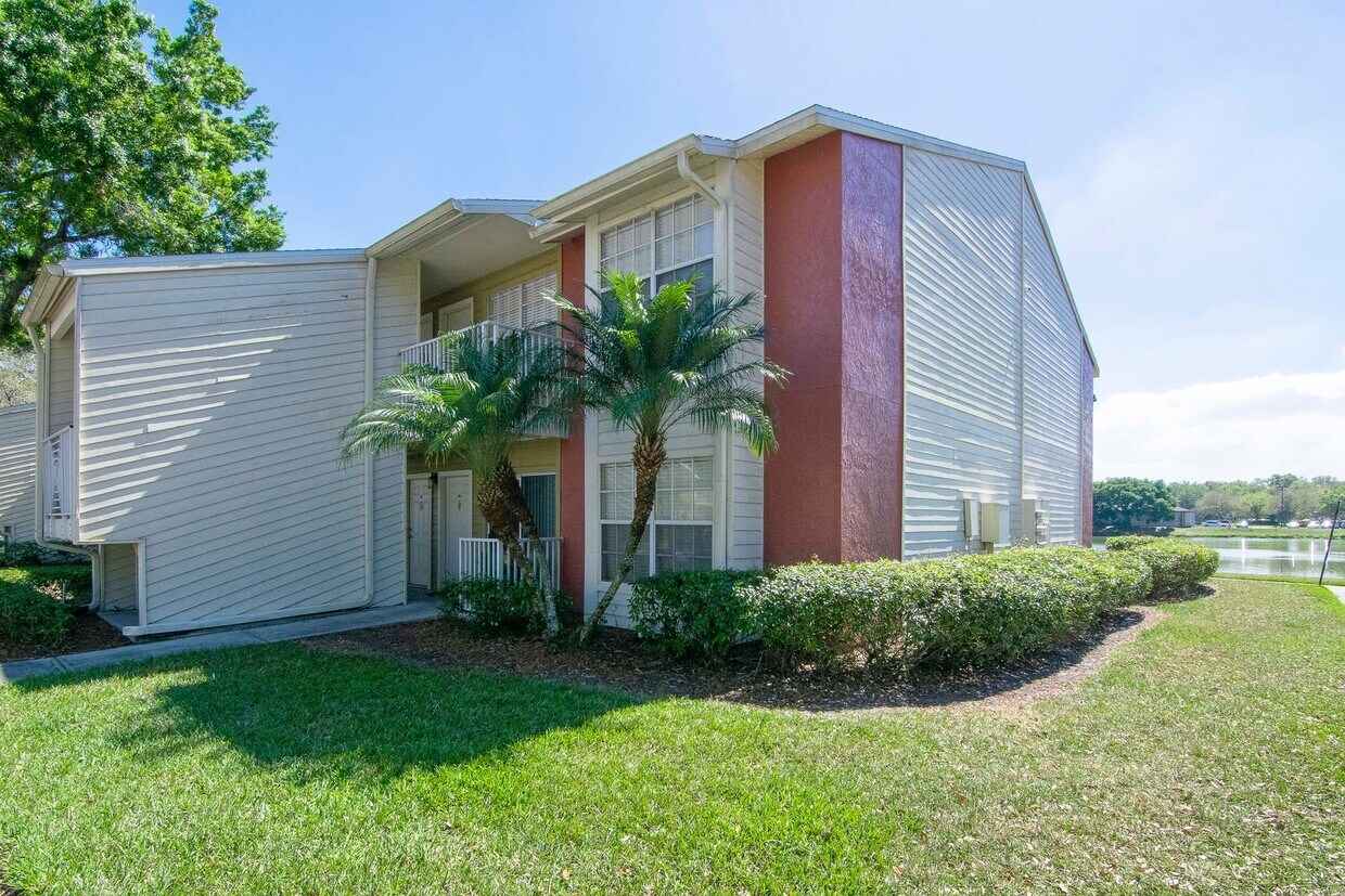 203 Lake Parsons Green Unit 204, Brandon, FL 33511 Condo for Rent in