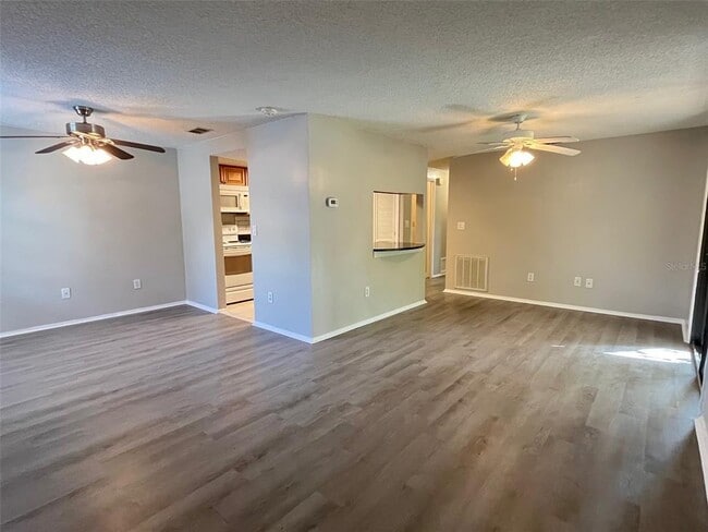 Building Photo - 139 Hunter Lake Dr
