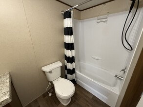 Building Photo - 5005 N Mimosa Ln