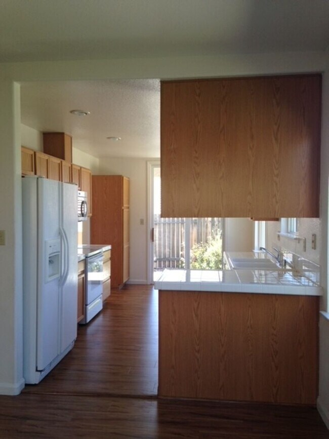Foto del edificio - 2685 Glen Eagles Dr