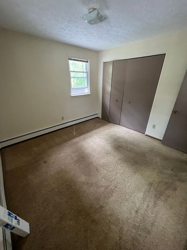 Building Photo - 355 Meadowbrook Ave