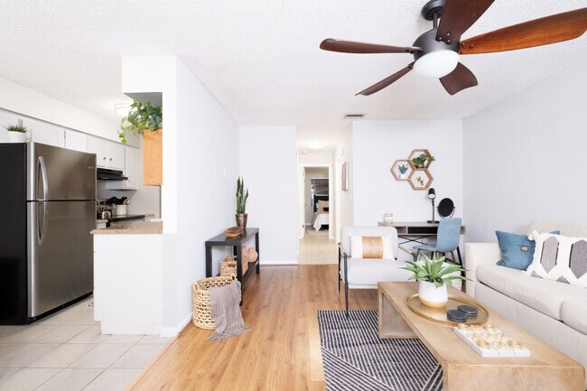 Foto del edificio - 3331 NW 21st Dr