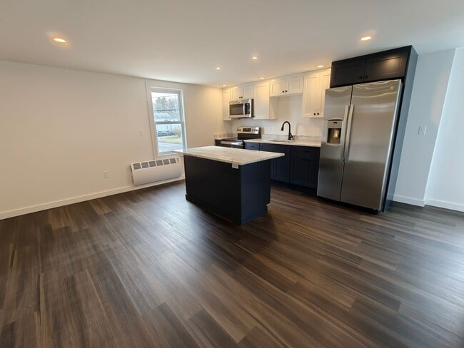 Photo - 225 State St Apartment