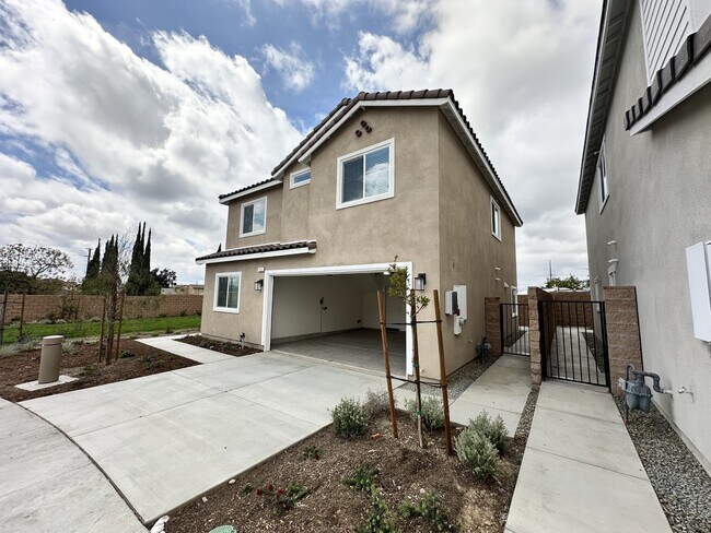 Foto del edificio - 144 N Sutter Ave