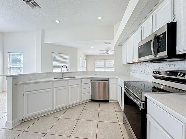 Foto del edificio - 1722 Wood Violet Dr