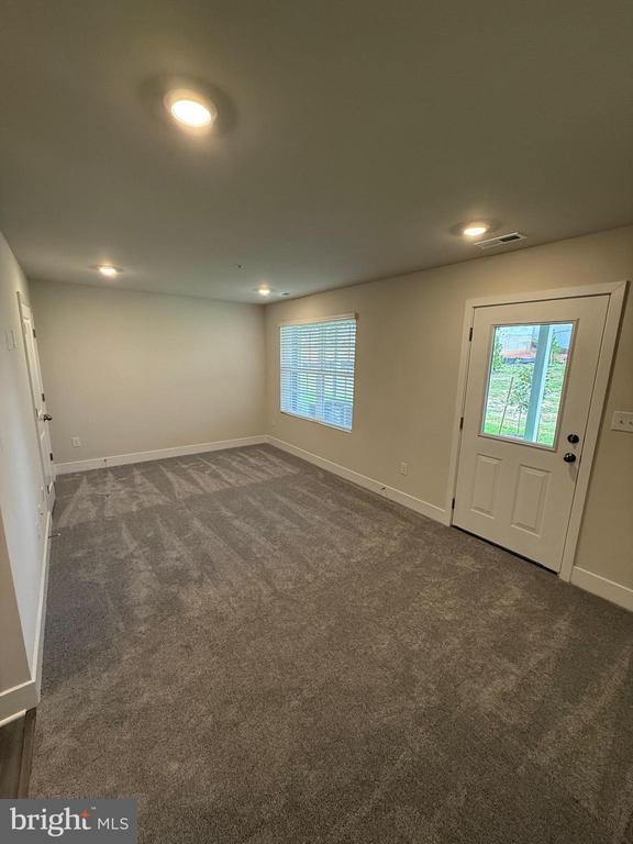 Foto del edificio - 125 Brashear Ct