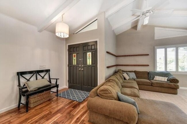 Foto del edificio - SKYRIDGE HOUSE