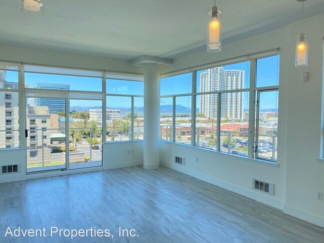 2 Br 2 Bath House 5855 Horton St 604 House For Rent In Emeryville Ca Apartments Com