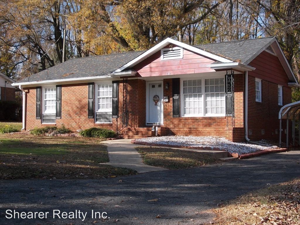 Primary Photo - 1422 Thriftwood Dr