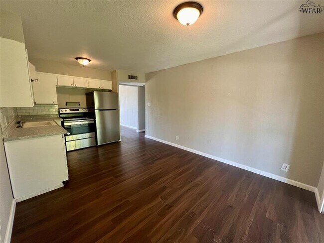 Building Photo - 2316 Buchanan St