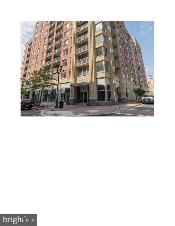 Foto del edificio - 1020 N Highland St