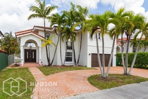 Foto principal - NOW AVAILABLE! 15753 Sw 43Rd St, Miami, FL...