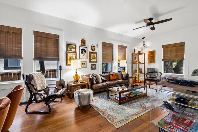 Foto del edificio - 1804 Brackenridge St