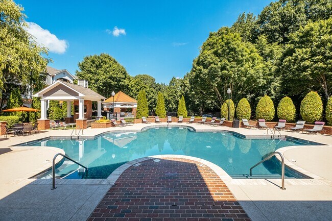 Foto del edificio - Bexley Commons at Rosedale