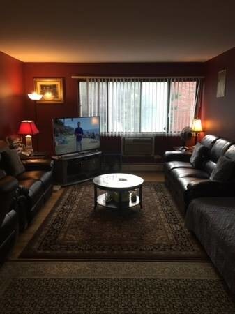 Foto principal - 5348 N Cumberland Ave